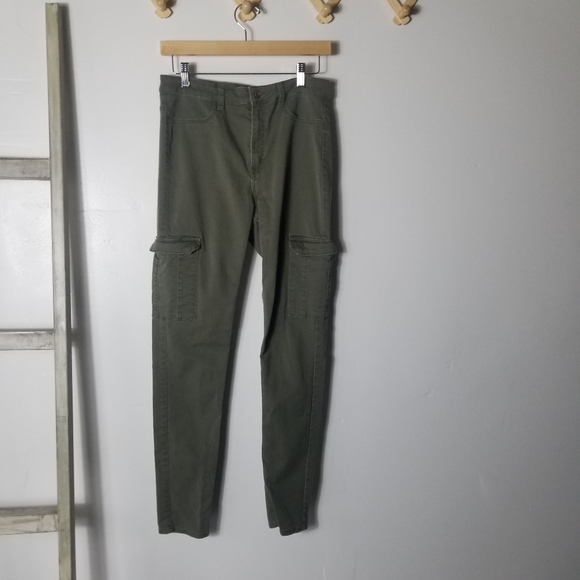 DIVIDED H&M GREEN CARGO PANTS SIZE 10 - Picture 1 of 12
